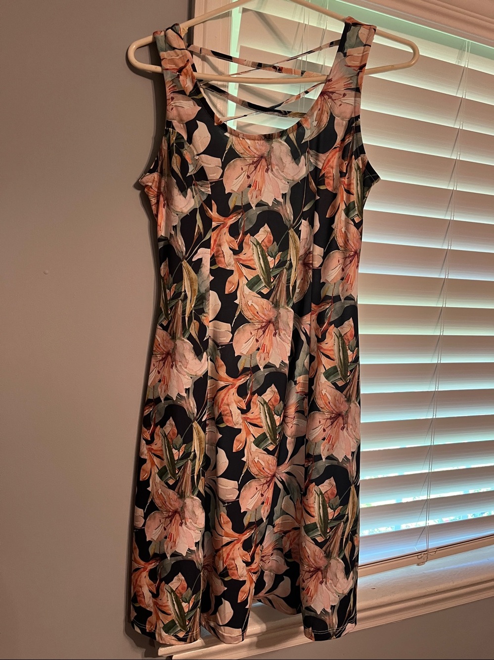 LASCANA Floral Print Strappy Back Dress  Sleeveless Fit & Flare Sz 6